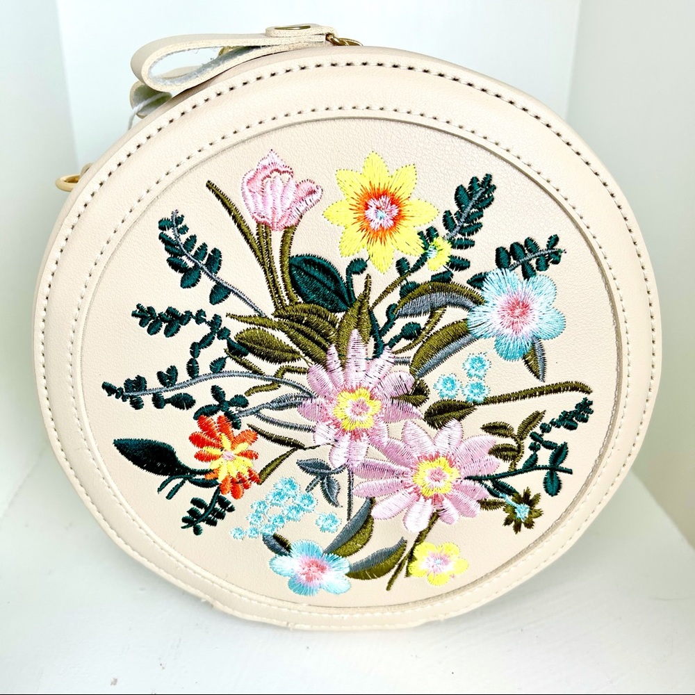 Round crossbody colorful embroidered boho bag